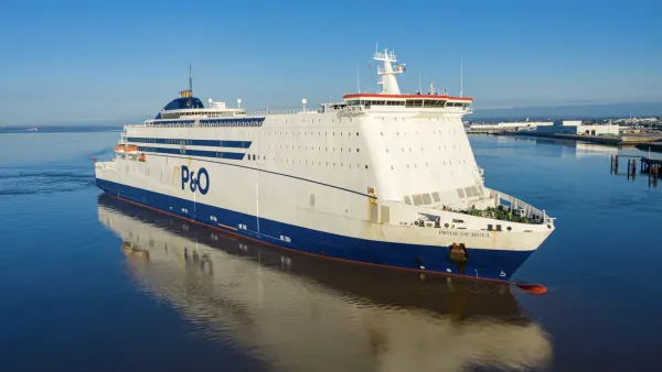 P&O ferry Rotterdam en Hull vice versa